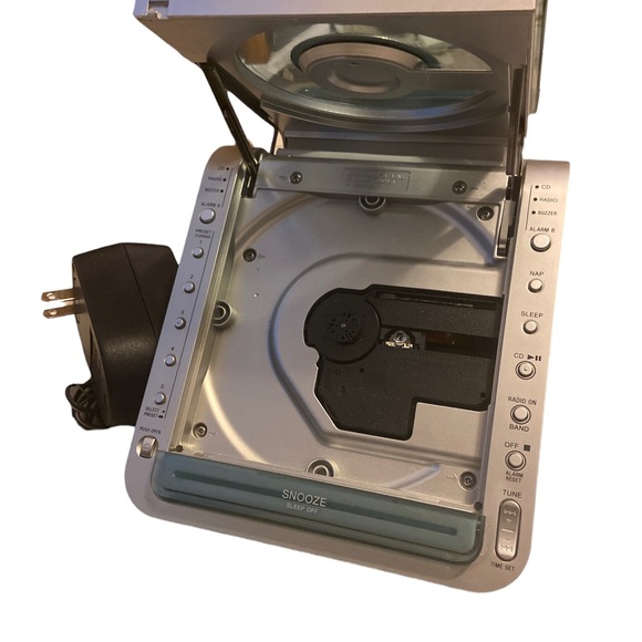 Sony Dream Machine - Picture 3 of 7